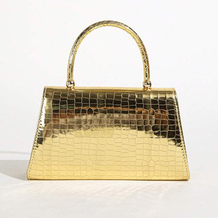 حقيبة سهرة متوهجة في منتصف الليل - حقيبة يد صغيرة مربعة الشكل بسلسلة لامعة | أزياء كيو إم آر