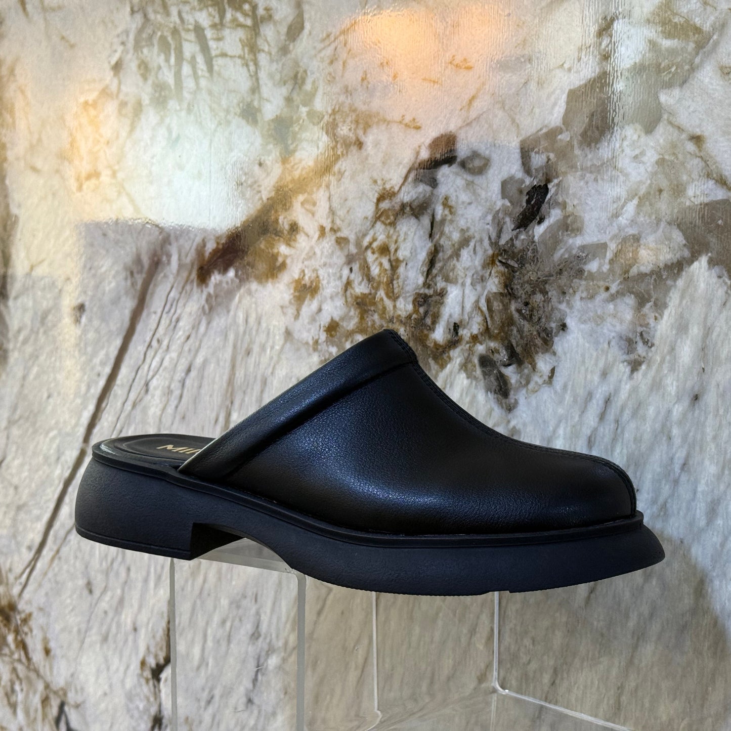 أحذية سهلة الارتداء - أحذية نسائية عصرية مسطحة لراحة يومية | أزياء كيو إم آر