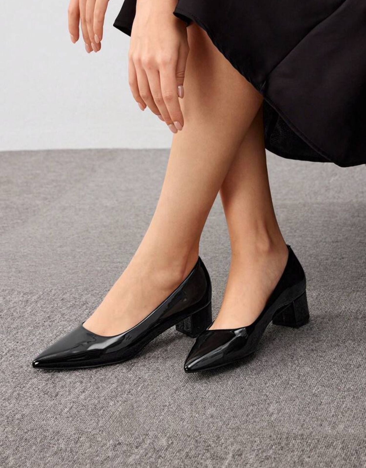 Classy - Formal shoes  Minimalist Point Toe Chunky (check size chart in media)