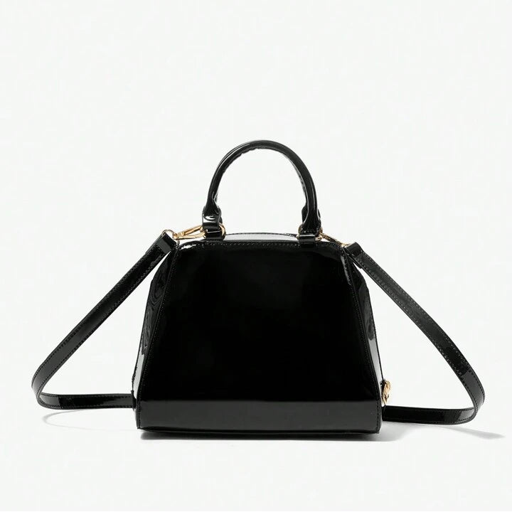 حقيبة بيزشيك اليومية - حقيبة يد نسائية أنيقة للتنقلات اليومية | أزياء كيو إم آر