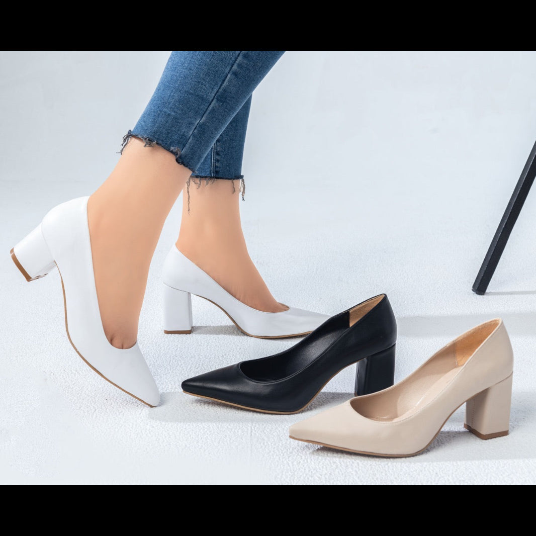 حذاء ألموند بليس بكعب عريض - حذاء نسائي مريح من الجلد بطول 7 سم | أزياء كيو إم آر