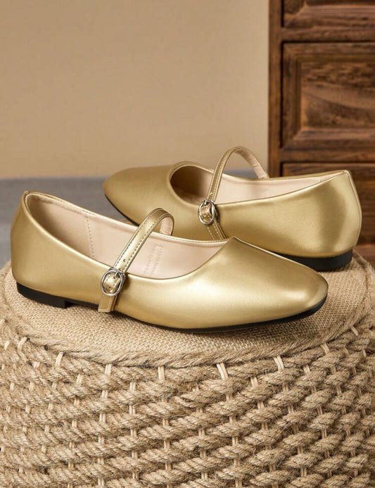 Golden Cinderella