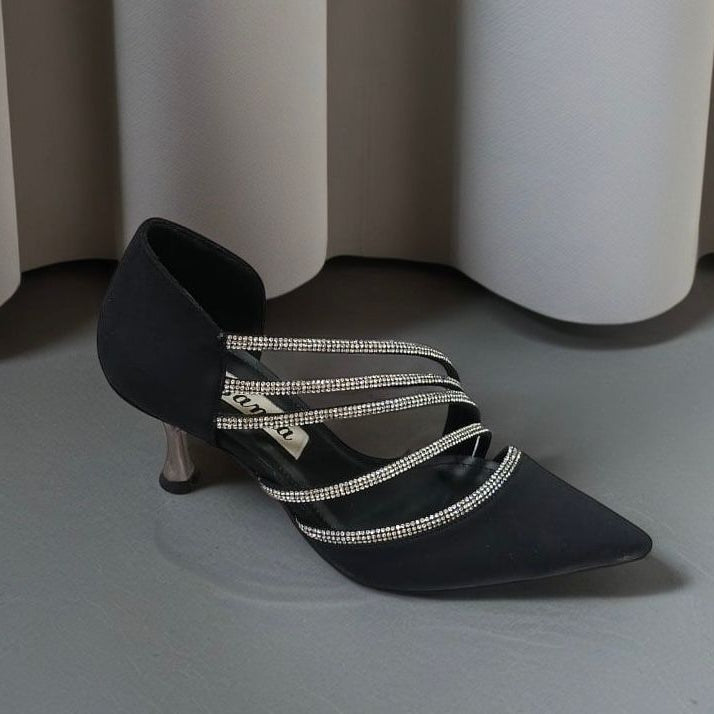 أحذية كوينز هيل النسائية بكعب ساتان - 7 سم، أحذية زفاف وخطوبة | أزياء كيو إم آر