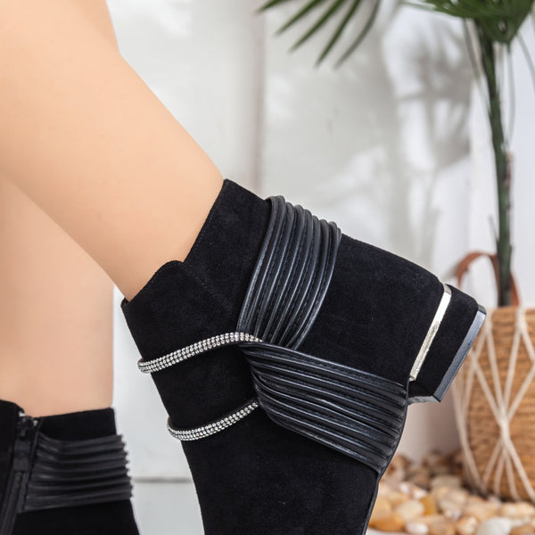 Bold boot