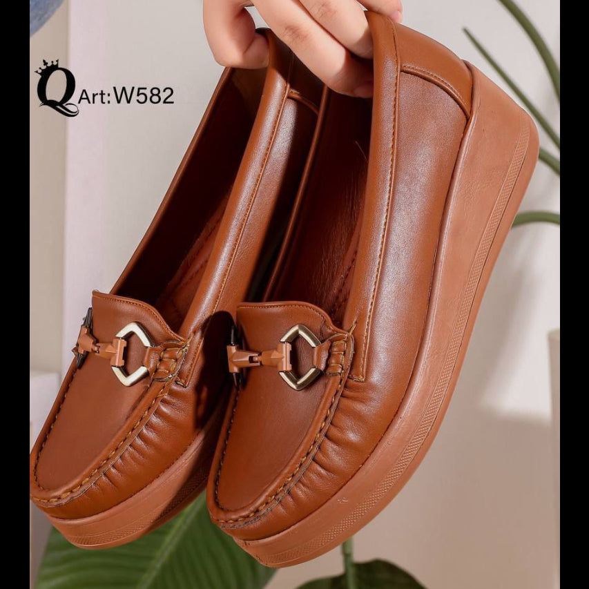 أحذية سليب أون سوبريم - أحذية نسائية مريحة للغاية سهلة الارتداء | أزياء كيو إم آر