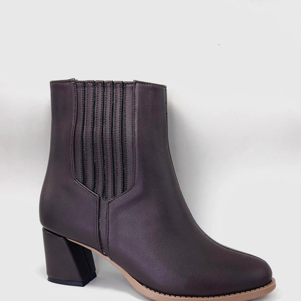 Mira Chelsea Boot