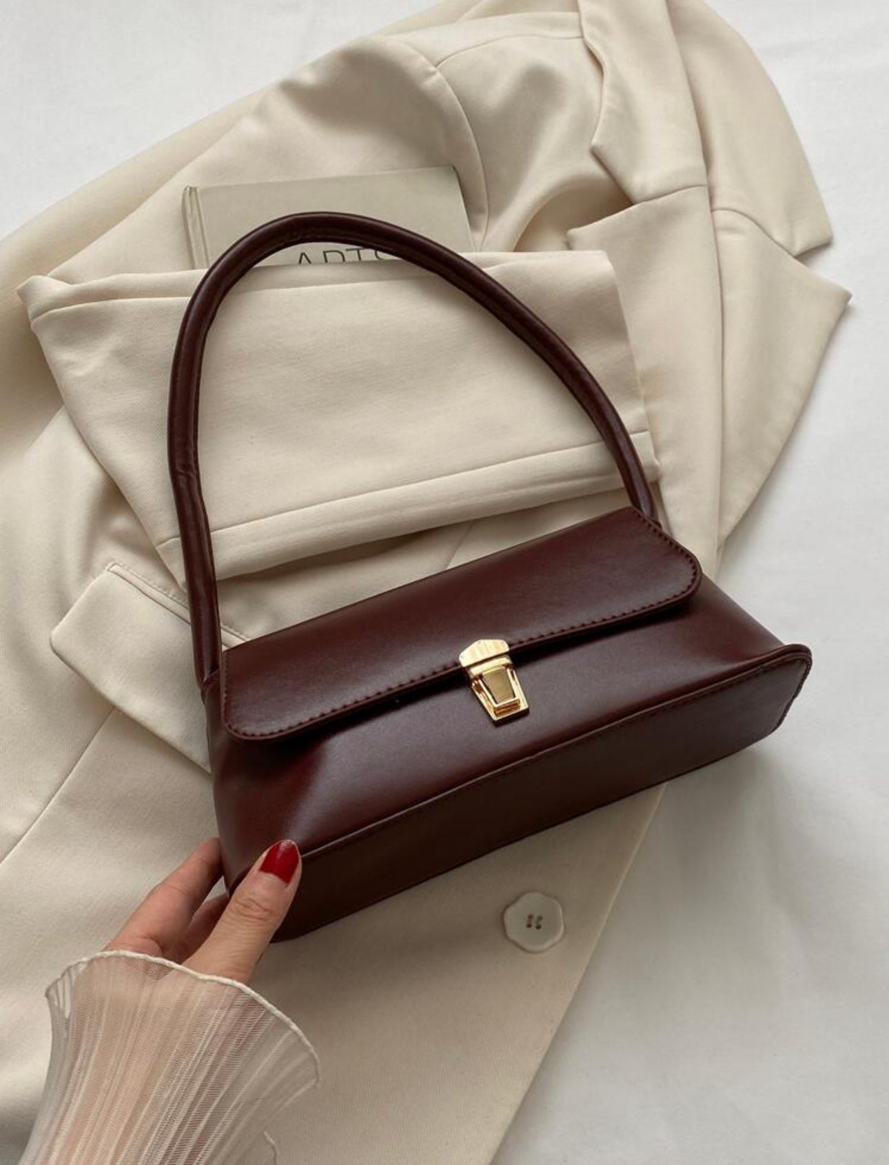 Vintage Lock Square Bag – Retro PU Leather Shoulder Handbag | QMR Fashion - Qmr Fashion