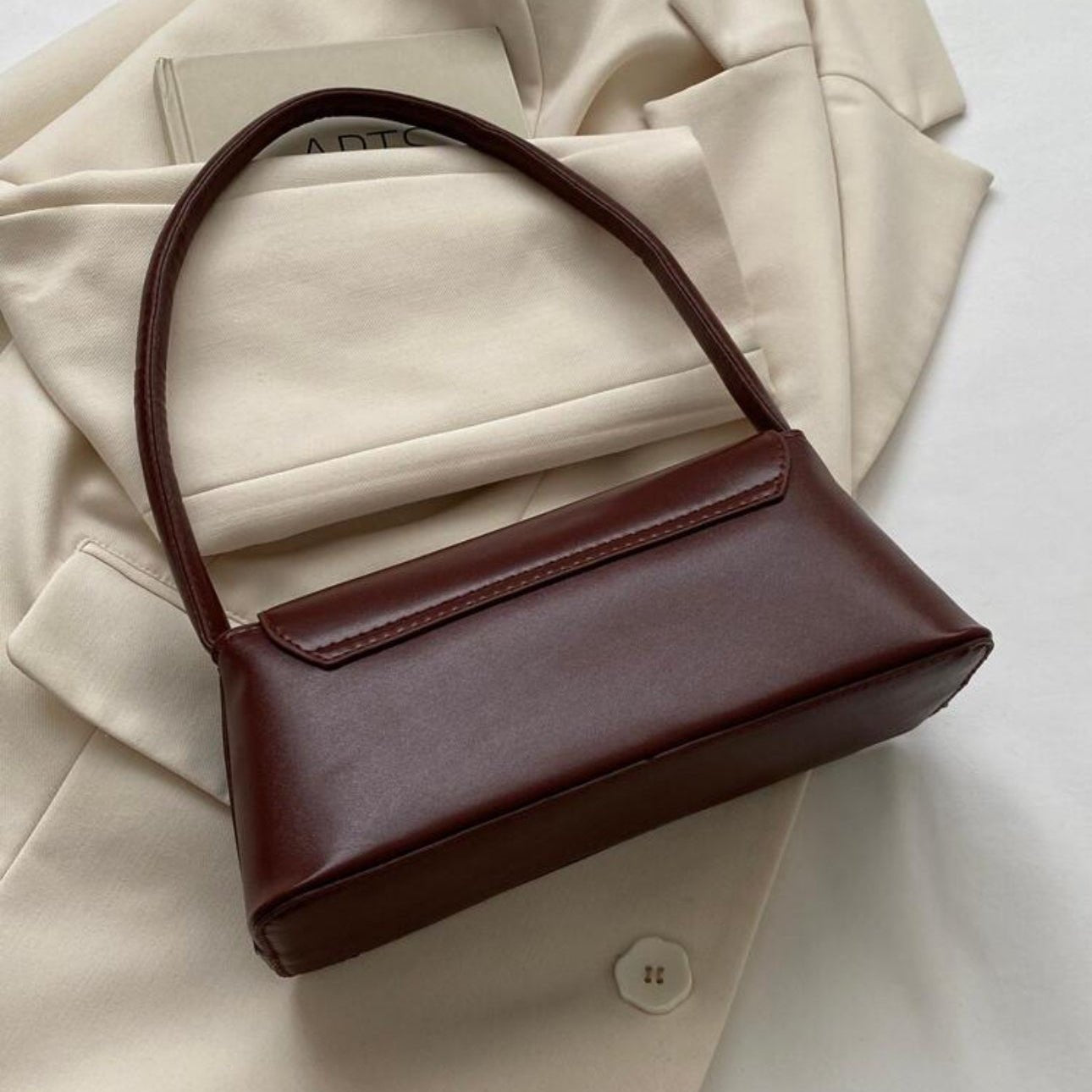 Vintage Lock Square Bag – Retro PU Leather Shoulder Handbag | QMR Fashion - Qmr Fashion